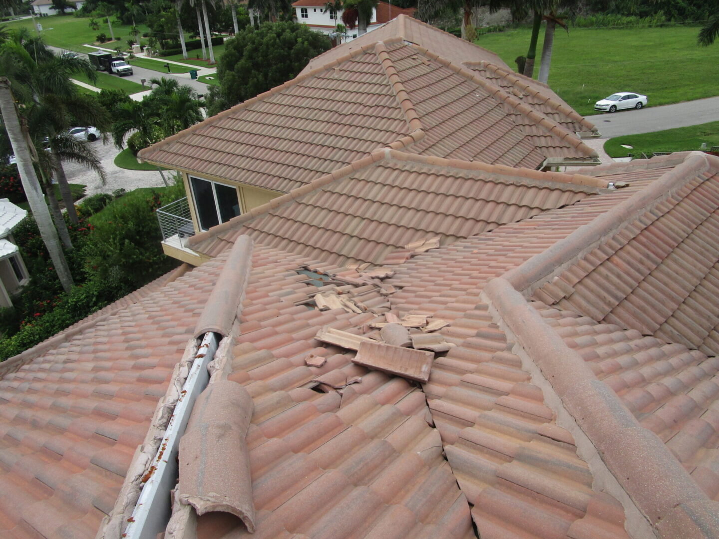 A picture of a roofing damage of a house